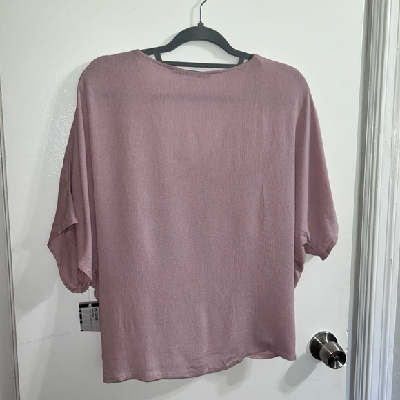 Hyfve Twisted Hem Top NWT - Picture 5 of 7